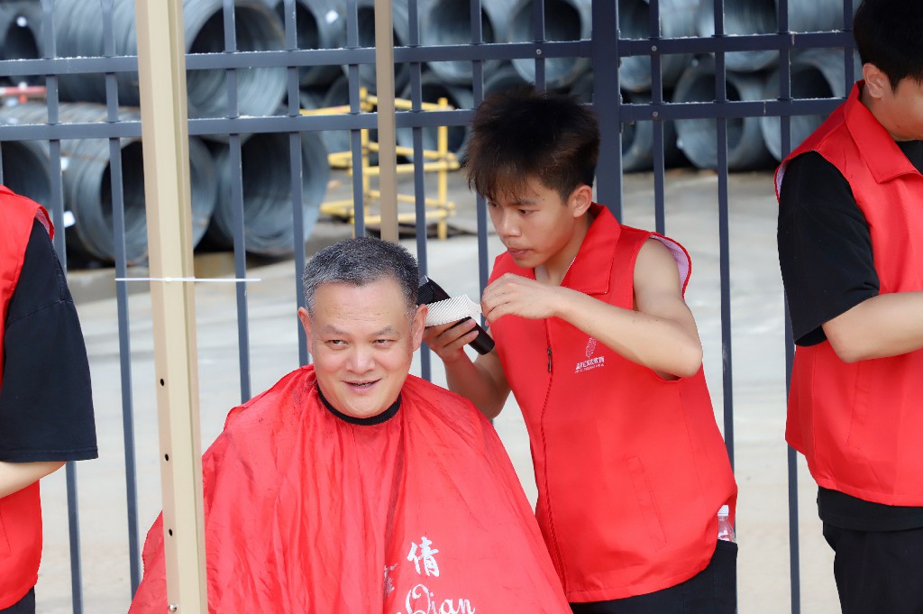 “心系職工 情暖五一，致敬最美勞動(dòng)者” ——集團(tuán)開(kāi)展“五一”國(guó)際勞動(dòng)節(jié)送溫暖活動(dòng)(圖6)