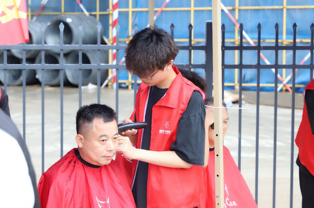 “心系職工 情暖五一，致敬最美勞動(dòng)者” ——集團(tuán)開(kāi)展“五一”國(guó)際勞動(dòng)節(jié)送溫暖活動(dòng)(圖7)