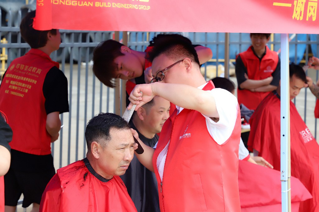 “心系職工 情暖五一，致敬最美勞動(dòng)者” ——集團(tuán)開(kāi)展“五一”國(guó)際勞動(dòng)節(jié)送溫暖活動(dòng)(圖8)