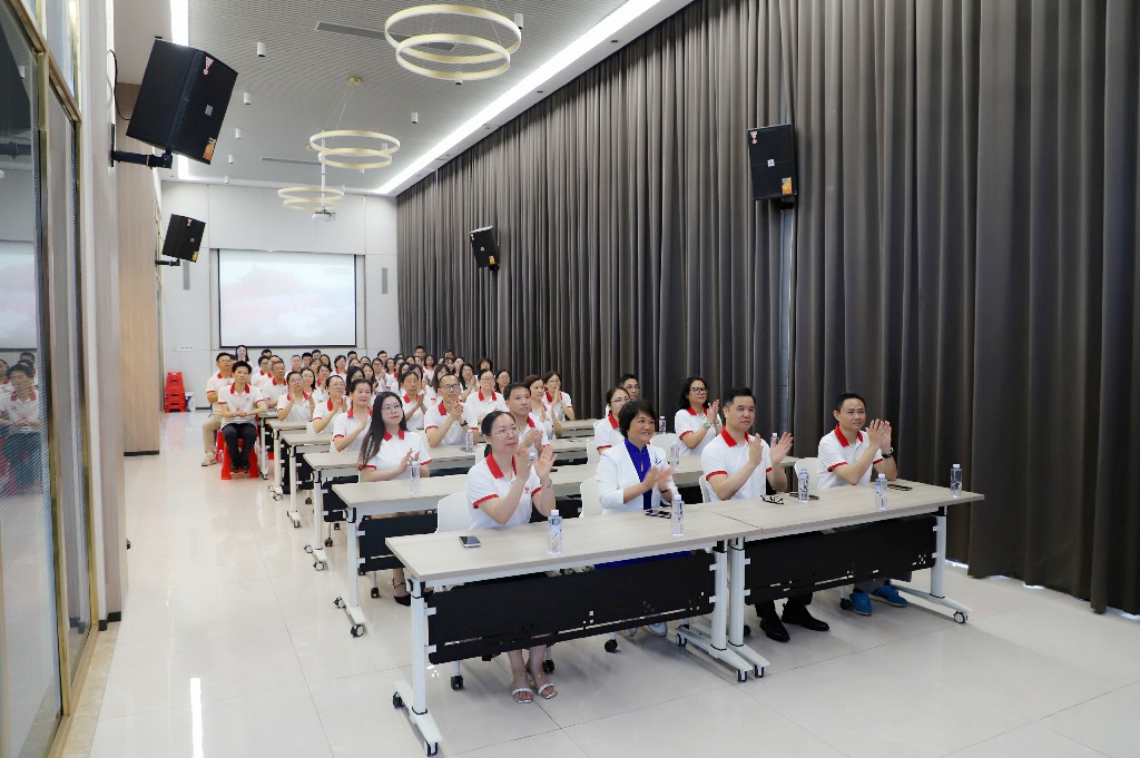 銘記歷史 捍衛(wèi)和平丨集團(tuán)組織全體員工觀看紀(jì)念中國(guó)人民抗日戰(zhàn)爭(zhēng)暨世界反法西斯戰(zhàn)爭(zhēng)勝利80周年大會(huì)(圖2) 銘記歷史 捍衛(wèi)和平丨集團(tuán)組織全體員工觀看紀(jì)念中國(guó)人民抗日戰(zhàn)爭(zhēng)暨世界反法西斯戰(zhàn)爭(zhēng)勝利80周年大會(huì)(圖2)